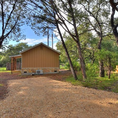 Cabins At Flite Acres - Coyote Cabin Wimberley Exterior photo